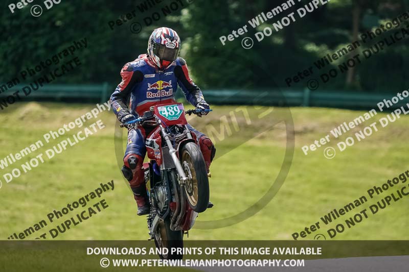 cadwell no limits trackday;cadwell park;cadwell park photographs;cadwell trackday photographs;enduro digital images;event digital images;eventdigitalimages;no limits trackdays;peter wileman photography;racing digital images;trackday digital images;trackday photos